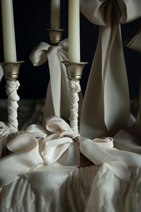 Looking for the perfect white to compliment your wedding dress? Look no further than our Antique White bridal bouquet silk ribbon. This delicate hue is subtle yet complex, lending a touch of luxury to your big day. Our high-quality materials and meticulous slow-crafted dyeing process ensure that your wedding bouquet will be adorned with the highest quality silk in the perfect white hue. Antique White bridal bouquet silk ribbon helps you create a wedding that is both timeless and unique. Sample S Ribbon Wedding Decorations, Ribbon In The Sky, Bows And Pearls, Candlelit Wedding, Wedding Decisions, Natural Color Contacts, Theme White, Girls Room Design, Amazing Wedding Ideas