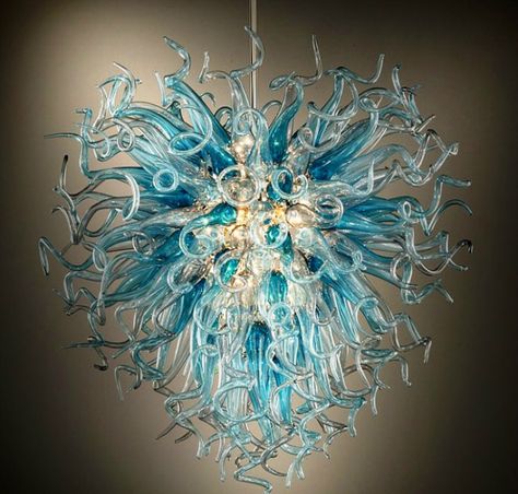 Top-10-Most-Expensive-Chandeliers-In-The-World2 -The-Etrange-Zenith-Sur-La-Lagune. Hand Blown Glass Chandelier, Lampe Art Deco, Blue Chandelier, Glass Chandeliers, Blown Glass Chandelier, Glass Installation, Blown Glass Art, Luxury Chandelier, Murano Glass Chandelier