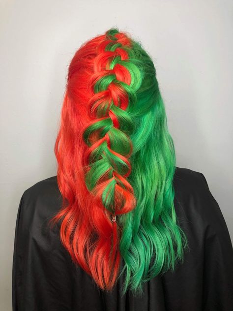 Orange And Green Hair, Retro Hair, Dyed Hair Inspiration, Half And Half, Hair Braid, Orange And Green, Retro Hairstyles, Braids For Short Hair, Hair Dye