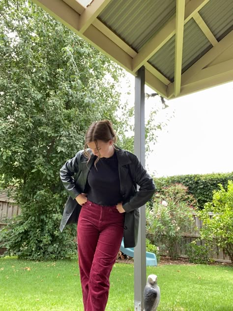 Wine Outfit Fall, Red Cordoury Pants, Maroon Courderoy Pants Outfit, Styling Maroon Pants, Red Curdory Pants Outfit, How To Style Maroon Pants, Red Wine Pants Outfit, Wine Red Pants Outfit, Maroon Pants Outfit Casual