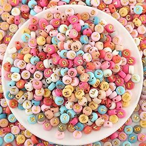 Baiinjiene 1000pcs Acrylic Small Letter Beads Round Letter Beads Colorful Acrylic with Gold Letter Alphabet for Jewelry Making Alphabet Beads (Colorful Gold（Pink）) Small Letter, Bead Crafts Diy, Diy Armband, Alphabet Beads, Acrylic Letters, Jewelry Making Bracelet, Single Bead, Kraf Diy, Bracelets Diy