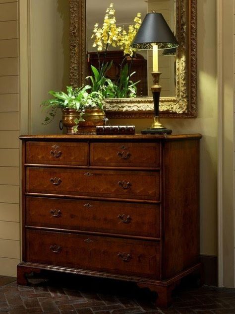 Living Room Chest Of Drawers - Ideas on Foter Traditional Entryway Ideas, Antique Entryway, Traditional Chest Of Drawers, Entryway Chest, Hgtv House, Designers Portfolio, Traditional Entry, Traditional Foyer, Living Room Chest