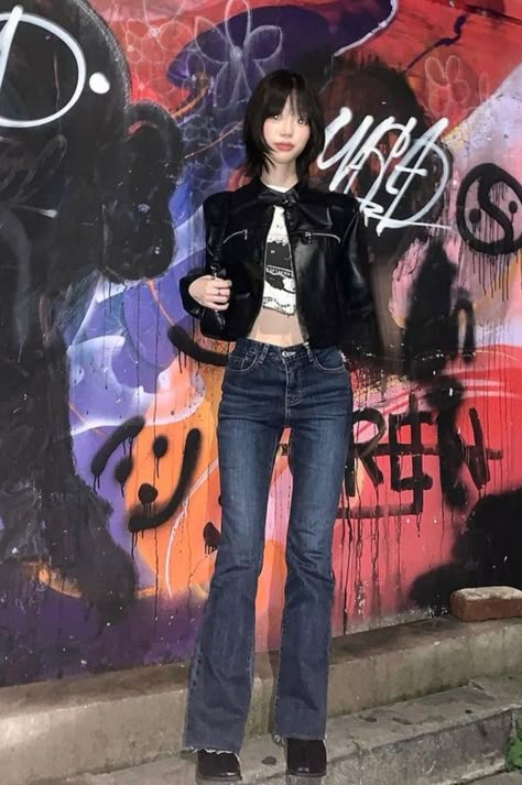 Grunge Outfits For Short Women, Rockstar Gf Fashion, Rockstar Gf Outfit Aesthetic, Rockstar Girl Outfit, Y2k Rockstar, Peony Aesthetic, Trending Streetwear, Rock Star Outfit, Street Outfits