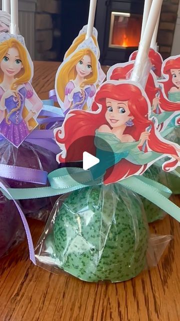 Tiffany Teal on Instagram: "These cake pops are fit for royalty 😉 I got to make the cutest princess cake pops for a very special birthday girl this weekend! These were so fun to make 💗👑🎂 #princess #cakepops #disneyprincess #birthdaycake #princesscakepops #princessparty" Princess Cake Pops Ideas, Princess Party Food Ideas For Kids, Disney Princess Cake Pops, Princess Cupcakes Ideas, Princess Cakes Ideas Girl Birthday, Princess Party Food Ideas, Princess Cakepops, Princess Themed Food, Disney Princess Cake Ideas