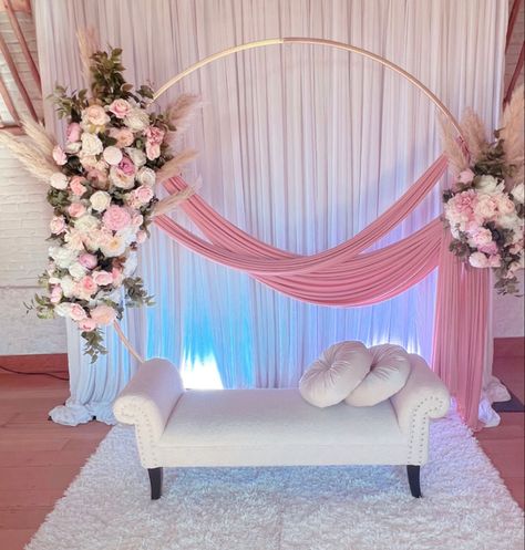 Soft pinks and ivory colour theme setup Pink Engagement Decorations, Minimal Decoration For Engagement, Pink And White Wedding Backdrop, Pink Engagement Decor, Engagement Setup Ideas, Engagement Setup At Home, Bridal Shower Ideas Decorations At Home, Pink Backdrop Ideas, Bridal Shower Setup