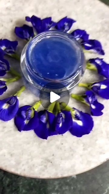 Homemade Night Cream, Diy Night Cream, Very Easy Hairstyles, Skincare Instagram, Diy Cream, Skin Shine, Beauty Tips For Glowing Skin, Homemade Beauty, Homemade Beauty Tips