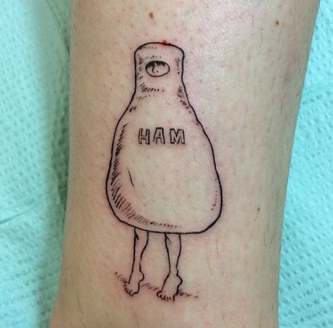 This positively perfect recreation of Scout Finch’s ham moment: | 15 Harper Lee-Inspired Tattoos Because We'll Never Forget To Kill A Mockingbird Tattoo, Literature Tattoos, Mockingbird Tattoo, Finch Tattoo, Literary Tattoo, Tatted Men, Literary Tattoos, Kill A Mockingbird, Gorgeous Tattoos