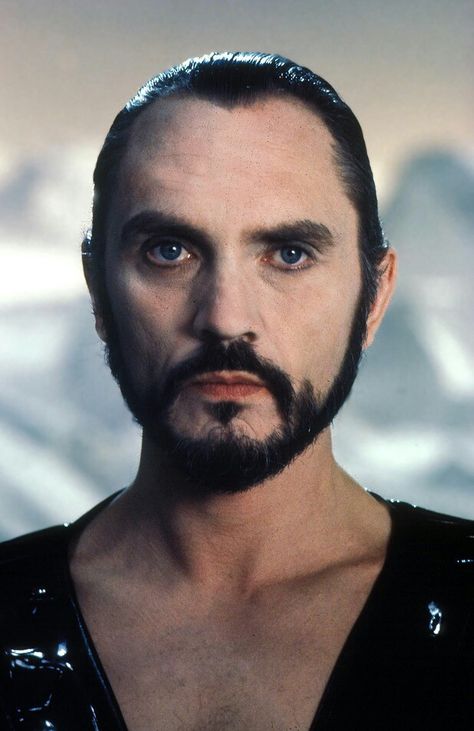 DC Comics in film n°3 - 1978 - Superman - Terence Stamp as General Zod Terrence Stamp, Movie Villians, Superman Photos, Original Superman, Superman Movie, Christopher Reeve Superman, Superman Pictures, Terence Stamp, Superman 2