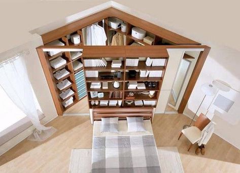 Great use of a corner. Walk in closet Corner Closet, Dressing Design, Aesthetic Bed, Alternative Decor, Closet Aesthetic, Closet Room, Corner Storage, Bed In Closet, Room Bed