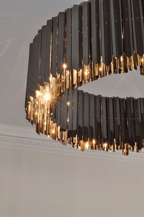 ☽Tannovia☾ Blitz Design, Lights Hanging, Instagram Add, Luxury Lamps, Deco Luminaire, Luxury Chandelier, Beautiful Chandelier, Chandelier Design, Luminaire Design