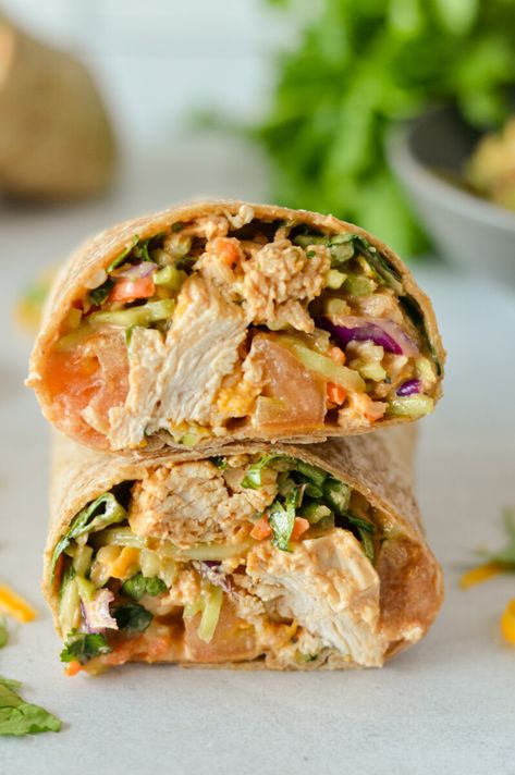 BBQ Grilled Chicken Wrap Grilled Chicken Lunch Ideas, Healthy Dinner Wraps, Grilled Chicken And Veggies, Chicken Wrap Recipes Easy, Low Sugar Bbq Sauce, Asian Chicken Wraps, Balanced Lunch, Grilled Chicken Wraps, Wraps Recipes Easy