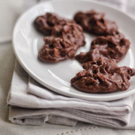 Chocolate Praline Cookies, Chocolate Pralines, Creole Cooking, Recipe Details, Candy Making, Chopped Pecans, Semisweet Chocolate, Vegetarian Chocolate, Candy Recipes