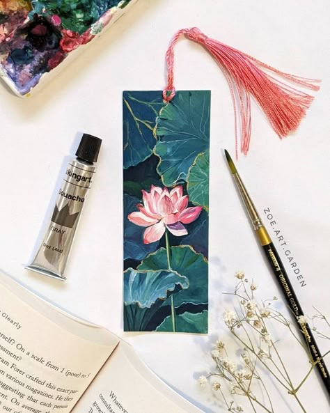 Lotus Bookmark, Sketchbook Acrylic, Handmade Greeting Card Designs, Bookmark Diy, Gouache Illustration, Handmade Bookmarks Diy, Whimsical Art Journal, Bookmarks Diy, Creative Bookmarks