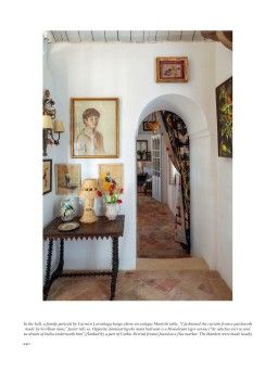 Page 244 Entryway Inspo, Spanish Revival Home, Ideal Lifestyle, Neo Baroque, Mediterranean Interior, Chicago Apartment, The World Of Interiors, Art Walls, Decorating Styles