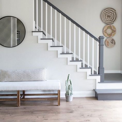 Grey And White Stairs, Grey Painted Stairs, Paint Stairs Diy, Banister Ideas, Painted Stair Railings, Stairs Diy, Gray Stairs, Stairway Decorating, White Stairs