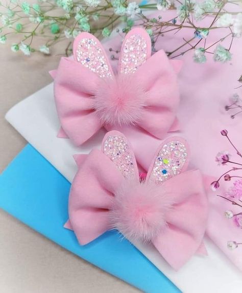 Diy Leather Bows, Hair Bow Instructions, Hair Bows Diy Ribbon, Simpul Makrame, Felt Hair Accessories, Kids Easter Hairstyles, Girls Hair Bows Diy, Diy Hair Accessories Ribbon, Christmas Hair Accessories