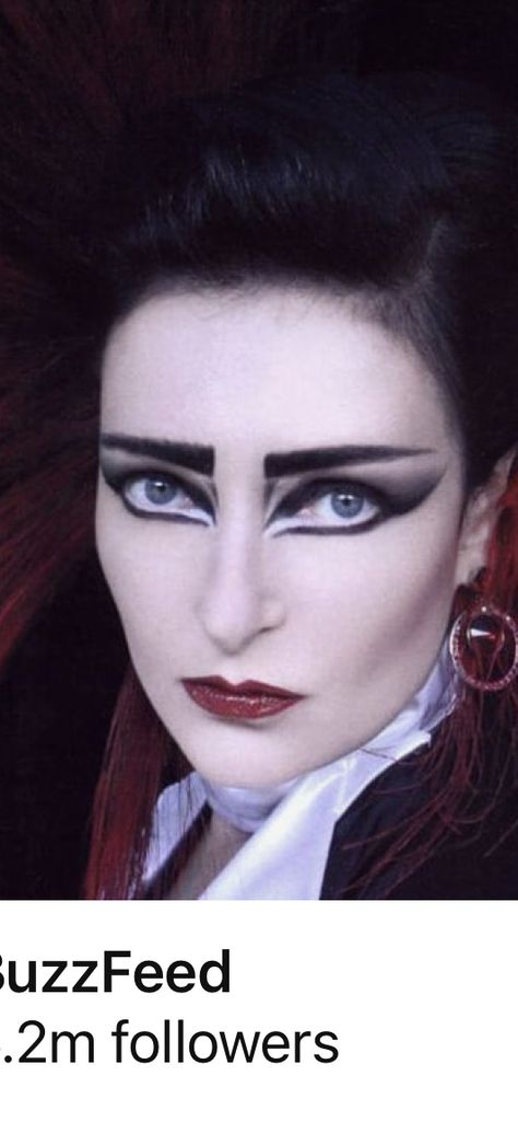 Goth Magazine, Trad Goth Makeup, Vintage Makeup Looks, Goth Prom, Goth Club, 80s Goth, Siouxsie Sioux, 80s Punk, Clubbing Aesthetic