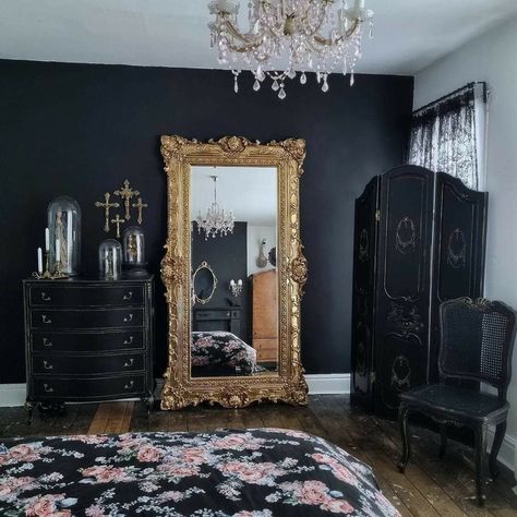 Dark Feminine Interior, Whimsigoth Home, Casa Rock, Moody Maximalist, Calming Home, Goth Houses, Gold Bedroom Decor, Gothic Bedroom, Paint Trends