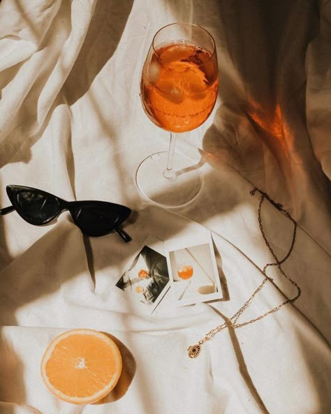 Beauty Moodboard, Sunglasses Fashion, Photo Orange, Orange Fashion Aesthetic, Orange Items, Personality Aesthetic, Aesthetic Orange, Orange Things, Orange Photography