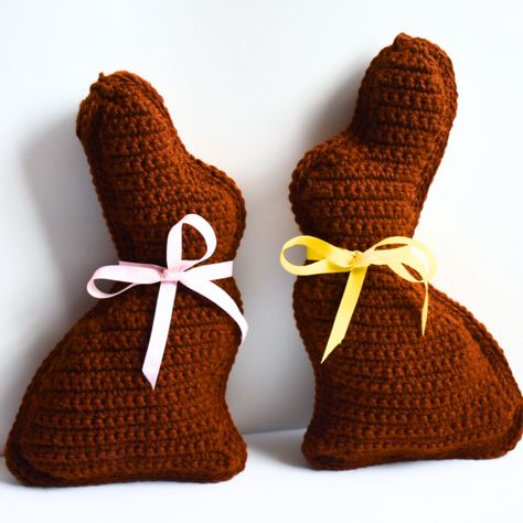 Hygge Crochet, Bunny Free Crochet Pattern, Crochet Chocolate, Easter Bunny Crochet, Easter Bunny Crochet Pattern, Bobble Stitch Crochet, Beginner Friendly Crochet, Crochet Feather, Bunny Crochet Pattern