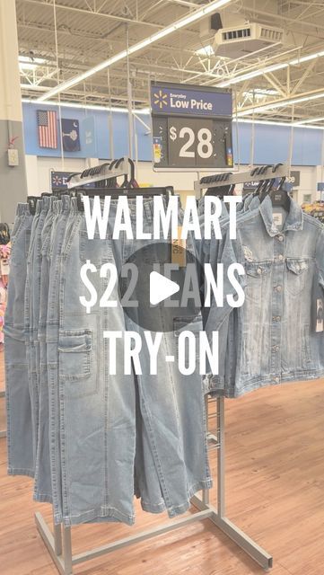 Walmart Jeans Outfit, Walmart Outfit Ideas, Walmart Jeans, Walmart Style, Walmart Outfits, Walmart Fashion, Walmart Deals, Walmart Finds, Outfit 90s