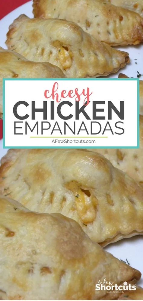 Chicken Empanadas Recipe, Chicken Empanadas, Pesto Pizza, Bbq Chicken Pizza, Dinner Chicken, Recipe Dinner, Empanadas Recipe, Rotisserie Chicken Recipes, Cheesy Chicken