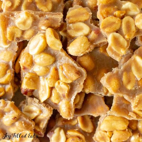 Healthy Peanut Brittle Recipe, Keto Peanut Brittle Recipe, Sugar Free Peanut Brittle, Keto Brittle, Sugar Free Peanut Brittle Recipe, Keto Peanut Brittle, Sf Desserts, Keto Hacks, Microwave Peanut Brittle