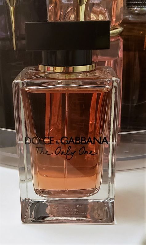 Dolce & Gabbana The Only One Eau de Parfum Dolce And Gabbana Perfume, Her Perfume, Best Fragrance For Men, Body Fragrance, Fragrances Perfume Woman, Perfume Ad, Perfume Collection Fragrance, First Perfume, Body Smells