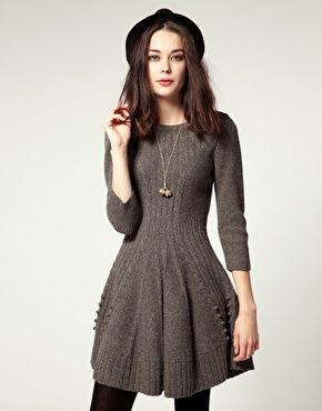 Sweater Dress Crochet Winter Dress, Knitting Pictures, Dress Knitting Pattern, Dresses Patterns, Hand Knitted Dress, Mode Tips, Peplum Tops, Fashion Crochet, Crochet Dresses