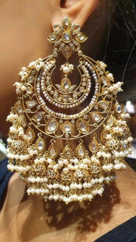 Heavy Jhumkas Big Earrings Bridal, Big Indian Earrings, Heavy Earrings For Wedding, Big Earrings Indian, Rajasthani Earrings, Wedding Jewelry Sets Bridal Jewellery, Indian Wedding Jewelry Sets, Indian Bridal Jewelry Sets, Bridal Jewelry Vintage