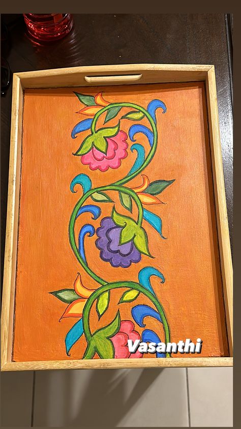 Wooden Tray Painting Ideas, Rickshaw Painting, Rickshaw Art, Tray Painting, Lippon Art, Tray Makeover, Thali Decoration, Thali Decoration Ideas, Fabric Paint Diy