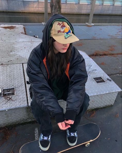 Men Outfits Swag, Skateboarding Aesthetic, Skate Fits, Skateboard Aesthetic, Skater Girl, Skateboard Girl, Baggy Clothes, Street Fashion Men Streetwear, Skater Girls