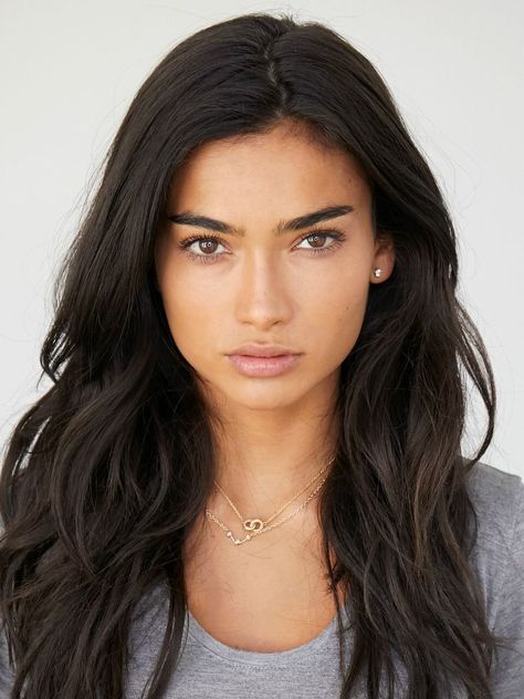 Gale Aesthetic, Arianne Martell, Acotar Characters, Kelly Gale, Medical Background, Aesthetic Background, Brown Skin, Aesthetic Backgrounds, Face Claims