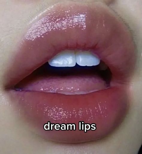 Keyhole Lips, Dream Lips, Colour Corrector, Corrector Concealer, Cute Eye Makeup, Dark Feminine, Color Corrector, Cute Eyes, Concealer