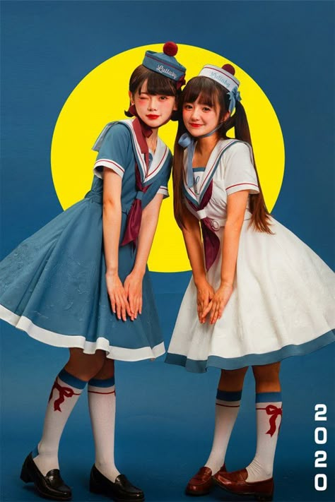 Poses With Dresses, Fashion Figure Poses, Casual Poses Reference, Sailor Clothes, Casual Poses, Fashion Figure, Op Dress, People Poses, Model Pose