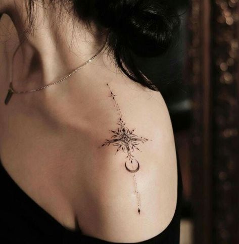 Small Shoulder Tattoos, Neck Tattoos Women, Flower Tattoo Shoulder, Shoulder Tattoos For Women, Minimalist Tattoos, Subtle Tattoos, Elegant Tattoos, Feminine Tattoos, Simplistic Tattoos