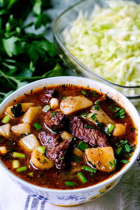 Beef Stew with Parsnips, Turnips and Sunchokes Lectin Foods, Gundry Recipes, Comfort Soups, Lectin Free Foods, Parsnip Recipes, Turnip Recipes, Salty Recipes, Raw Cabbage, Dr Gundry