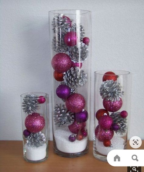 Christmas Centerpieces Cheap, Diy Christmas Decor Ideas, Pretty Christmas Decorations, Christmas Vases, Diy Christmas Decor, Christmas Candle Decorations, Minimalist Christmas Tree, Diy Xmas Gifts, Christmas Centerpieces Diy