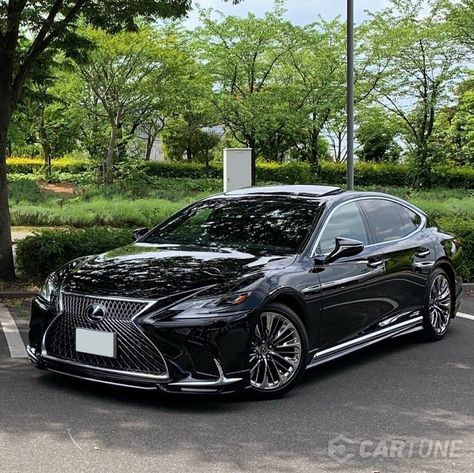 Lexus Sedan Luxury, Lowriders Cars, Lexus Sedan, Lexus Ls500, Dream Cars Lexus, Lexus Sport, Lexus Ls 460, Lexus Ls460, Lexus Models