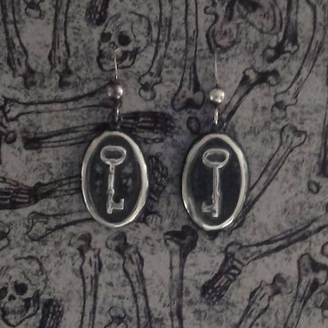 Another preview! These #sterlingsilver hook earrings feature miniature versions of our Ouvert key motif.  Keys have long been associated with secrets, and lend a mysterious air when worn.  These will be in the next shop update, Saturday at 10am. They will also be available this weekend at the #creativecollective Merchants' Marketplace in #salemma!  #fennelandclark #metaphysicalheirlooms #handmadejewelry #hauntedhappenings Aretes Dark, Seal Earrings, Academia Jewelry, Dark Academia Jewelry, Wax Seal Jewelry, Dark Academy, A Skeleton, Skeleton Key, Wax Seal