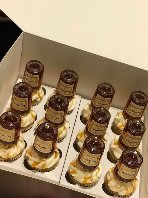 Hennessy infused cupcakes Alcohol Cupcakes Recipes, Infused Cupcakes Recipes, Boozy Cupcakes Recipes, Alcohol Cupcakes, Liquor Cakes, Alcohol Infused Cupcakes, Hennessy Cake, Alcohol Birthday Cake, Alcoholic Cupcakes