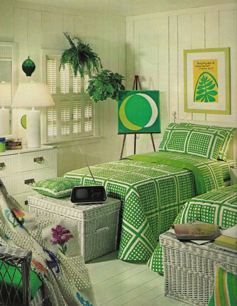 ‘Country wicker. Airy shutters. A crocheted and cross-stitched afghan. Could anything be more traditional?’ (1973) #seventeen 70s Interior Design Bedroom, 70s Bedroom Aesthetic, 70s Bedroom Decor, Groovy Interiors, 1970s Interior Design, 70s Interior Design, Retro Rooms, 1960s Kitchen, 70s Interior