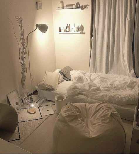 Aesthetic Mini Room Ideas, Mini Room Ideas Aesthetic, Cute Futon Ideas Bedrooms, Mini Room Makeover, Room With Twin Bed Ideas Aesthetic, Futon Bed Aesthetic, Mini Bedroom Aesthetic, Mini Room Aesthetic, Futon Bedroom Aesthetic