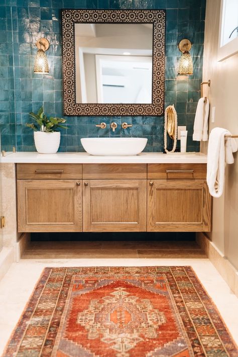 Moroccan Style Bathroom, Moroccan Inspired Bathroom, Moroccan Bathroom, Half Bath, House Bathroom, Beautiful Bathrooms, Design Case, Bathroom Makeover, Dream Home Design