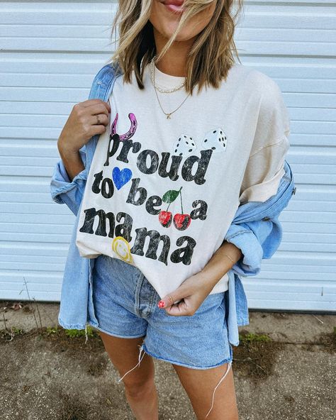 the motherhood club is live now and makin’ all my comfy + cute + casual mama style dreams come true ���💘🦋🌸🌈🦋☀️ proud to be a mama is an understatement 💗 Fun Mom Outfits, Graphic Tee Ideas, Mama Outfits, Aesthetic Mom, Goin Down, Mama Style, Killin It, Live Now, Mama Shirts