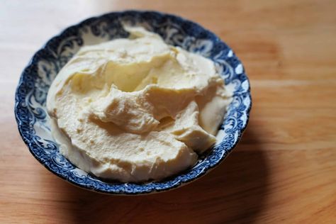 Making Cream Cheese, Cream Cheese At Home, Using Cream Cheese, Making Cream, Cheese At Home, Homemade Cream Cheese, Diy Cheese, Diy Cream, Make Cream Cheese