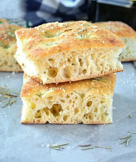 Focaccia bread recipe - RuchisKitchen Rosemary Focaccia Bread, Easy Focaccia Bread Recipe, Homemade Focaccia Bread, Thanksgiving Bread, Foccacia Bread, Rosemary Focaccia, Focaccia Bread Recipe, Focaccia Recipe, Baking Bread Recipes