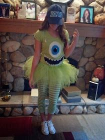 Forever Fashion: DIY: Mike Wazowski Halloween Costume Diy Mike Wazowski Costume, Mike And Sully Costume, Mike Wazowski Halloween Costume, Monsters Inc Halloween Costumes, Mike Wazowski Costume, Disfraz Toy Story, Monsters Inc Halloween, Sully Costume, Diy Fantasia