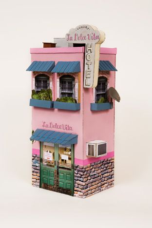 Cardboard City, Cardboard House, Cardboard Art, Paper Houses, Cardboard Crafts, Paper Toys, Paper Sculpture, Angkor, Diy Toys