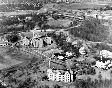 Verrazano-Narrows Bridge at 50: Before 1964, Staten Island was rural oasis, a world away from 'The City' - silive.com Wagner College, Wide Open Spaces, College Campus, Open Spaces, Dream City, Travel Sites, Staten Island, Old Buildings, South Beach